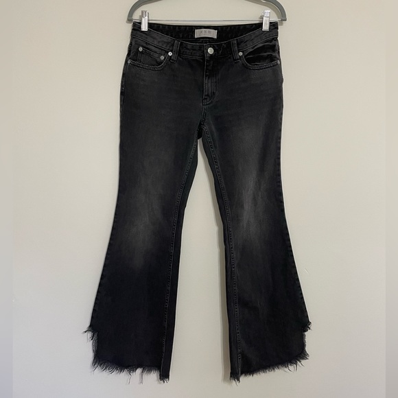 We the Free Vintage Flare Frayed Raw Hem Jeans Size 27 - Picture 2 of 7